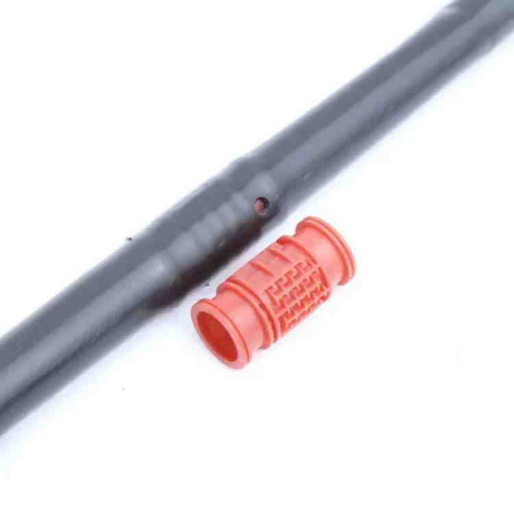Inner round drip irrigation pipe